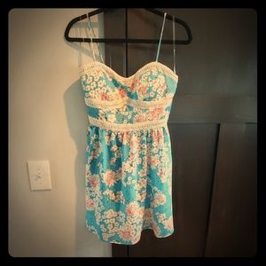 Women's/junior's dress